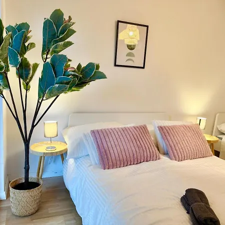 Apartment Modern Cosy Apartment With Patio Near Scs Wiener Neudorf